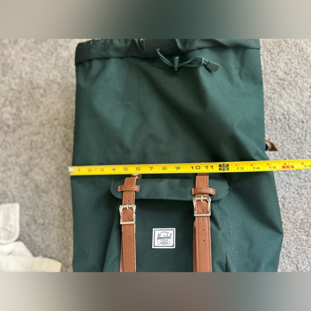 Herschel Supply Company Forest Green and Tan Large Backpack - Picture 7 of 9